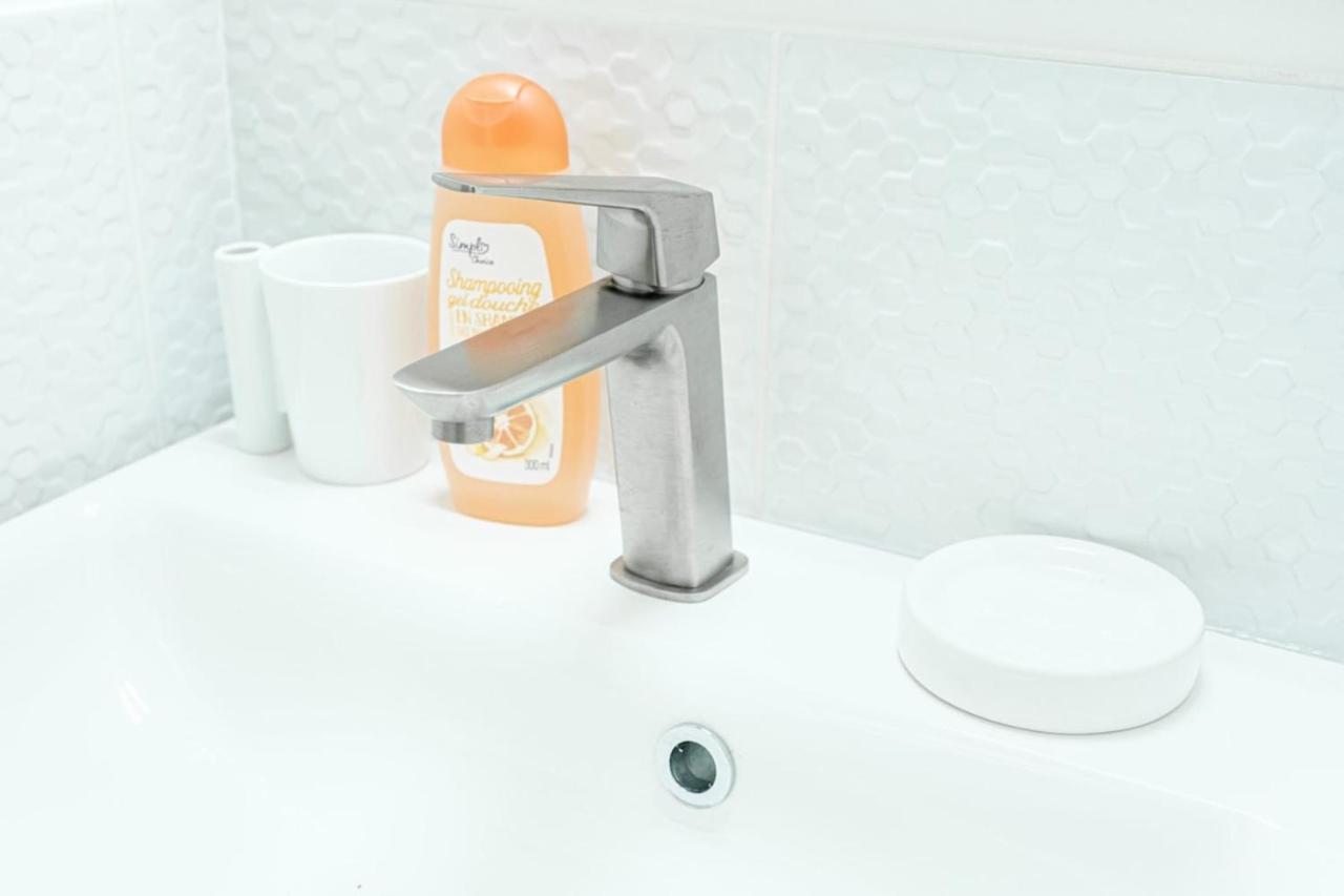 Le Petit Verlet Cosy 2 Pers Metro Place Guichard Leilighet Lyon Eksteriør bilde